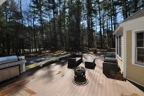 28 Wellesley Drive Milford NH 03055