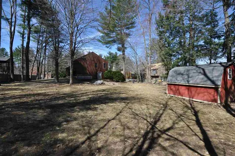 28 Wellesley Drive Milford NH 03055