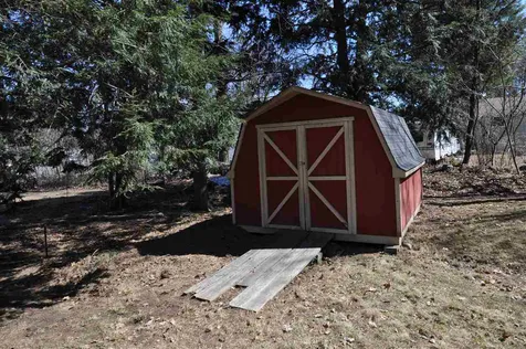 28 Wellesley Drive Milford NH 03055