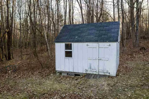 65 Roby Road Goffstown NH 03045