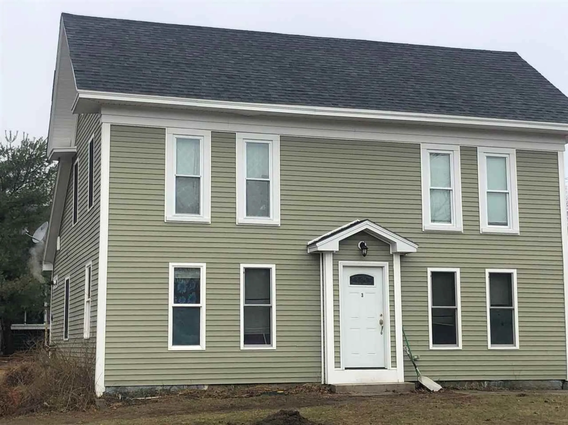 21 Highland Street Ashland NH 03217