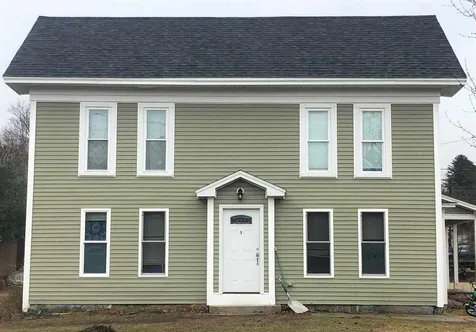 21 Highland Street Ashland NH 03217