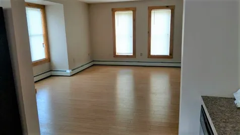 21 Highland Street Ashland NH 03217