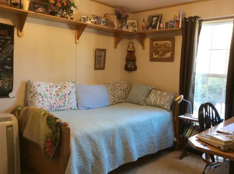 17 Brookside Drive Plymouth NH 03264