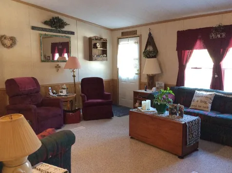 17 Brookside Drive Plymouth NH 03264