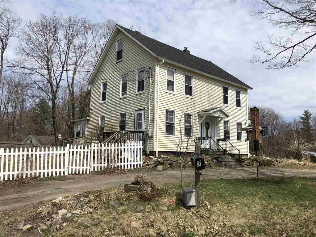 7 Olde Road Danville NH 03819