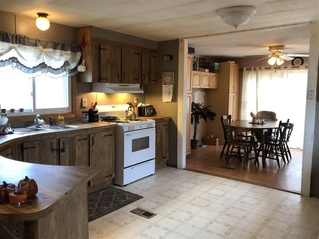 7 Olde Road Danville NH 03819