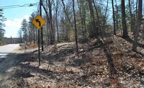 78 Mountain Road Raymond NH 03077