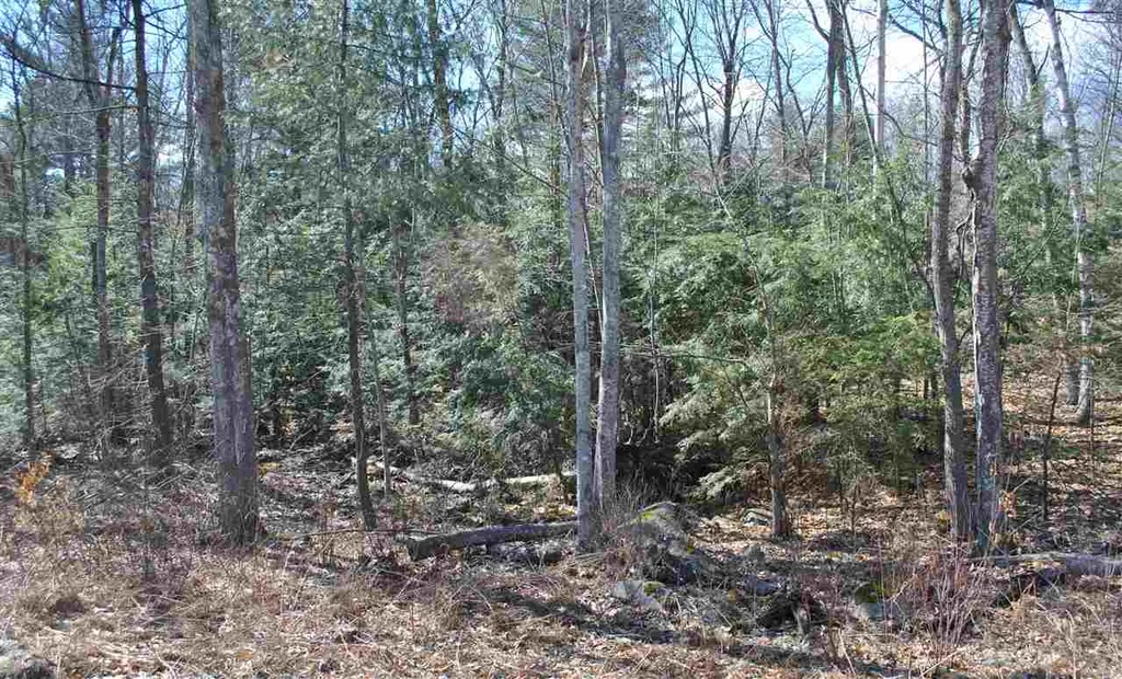 76 Mountain Road Raymond NH 03077