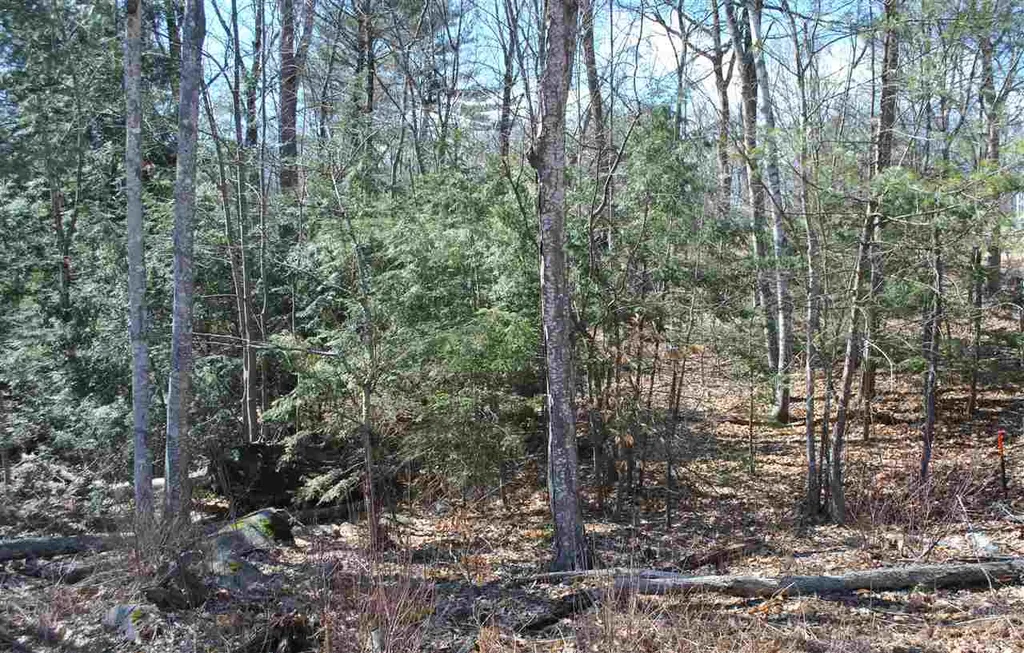 76 Mountain Road Raymond NH 03077