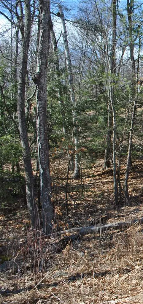 76 Mountain Road Raymond NH 03077