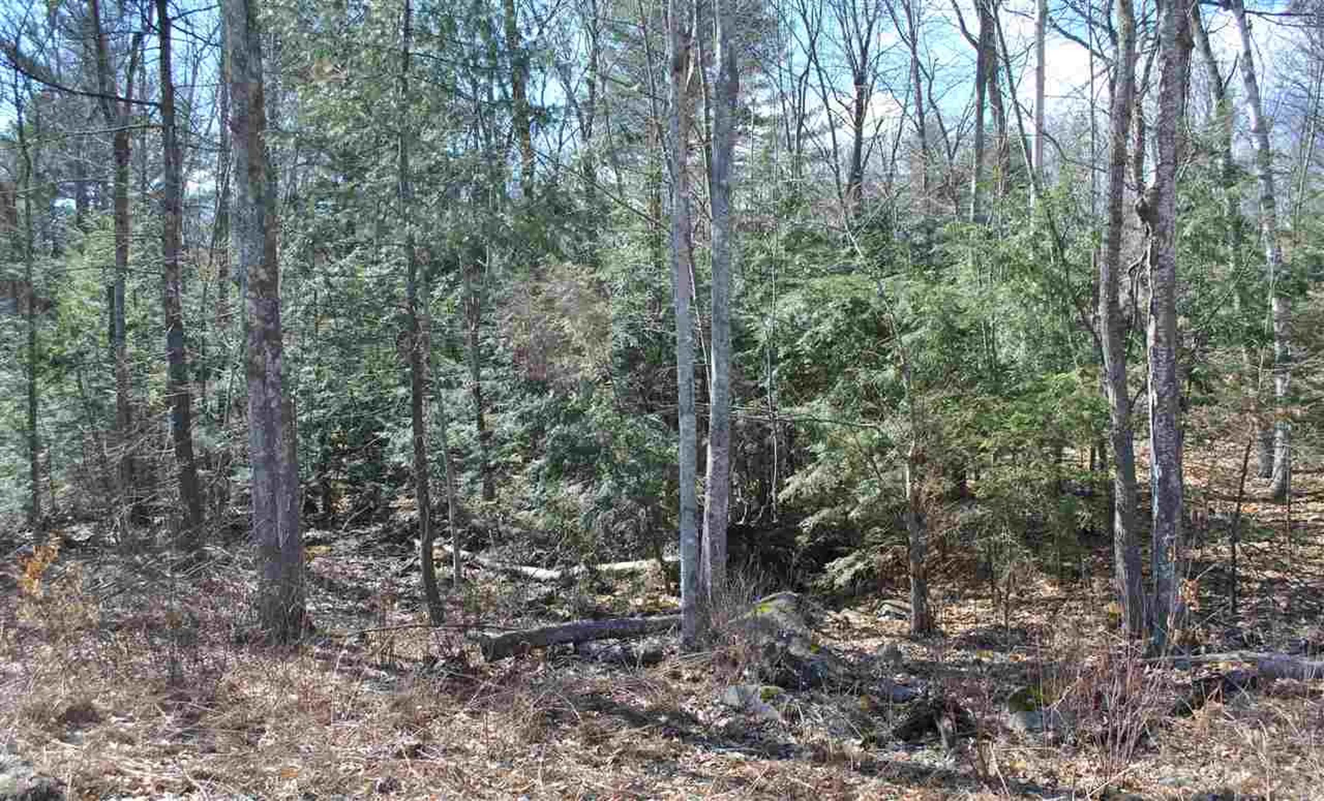 76 Mountain Road Raymond NH 03077