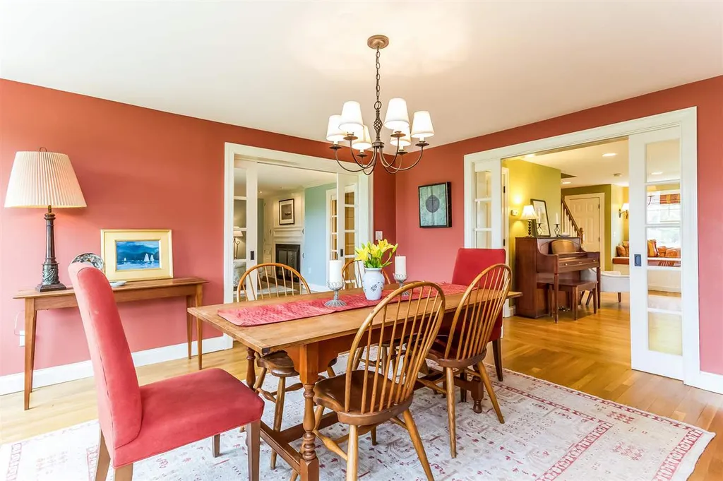 33 Via Tranquilla Street Concord NH 03301
