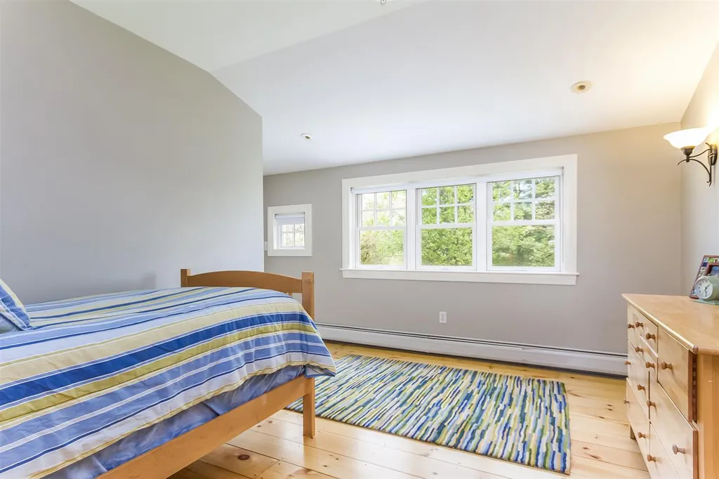 33 Via Tranquilla Street Concord NH 03301
