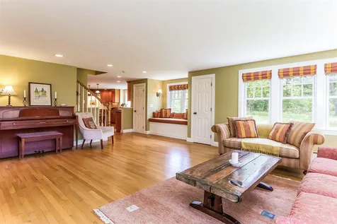 33 Via Tranquilla Street Concord NH 03301