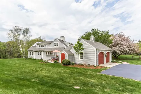 33 Via Tranquilla Street Concord NH 03301