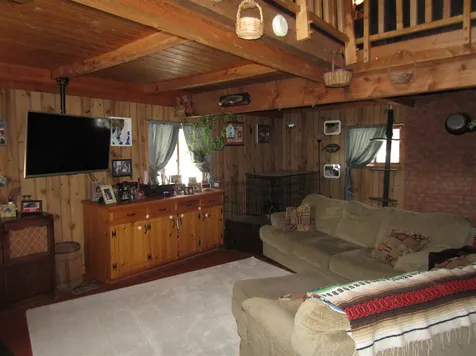 7 Macneil Lane Pittsburg NH 03592