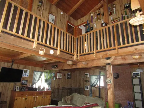 7 Macneil Lane Pittsburg NH 03592