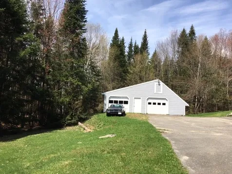 7 Macneil Lane Pittsburg NH 03592
