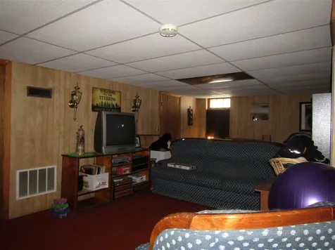 7 Macneil Lane Pittsburg NH 03592
