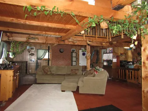 7 Macneil Lane Pittsburg NH 03592