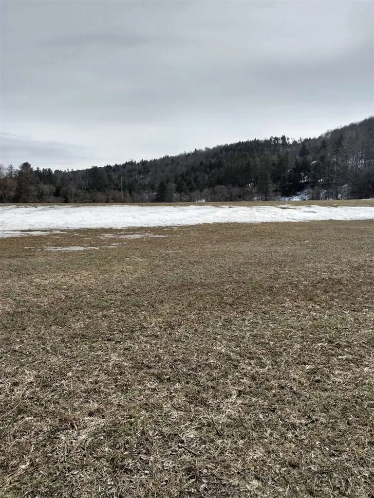 000 River Road Moretown VT 05660