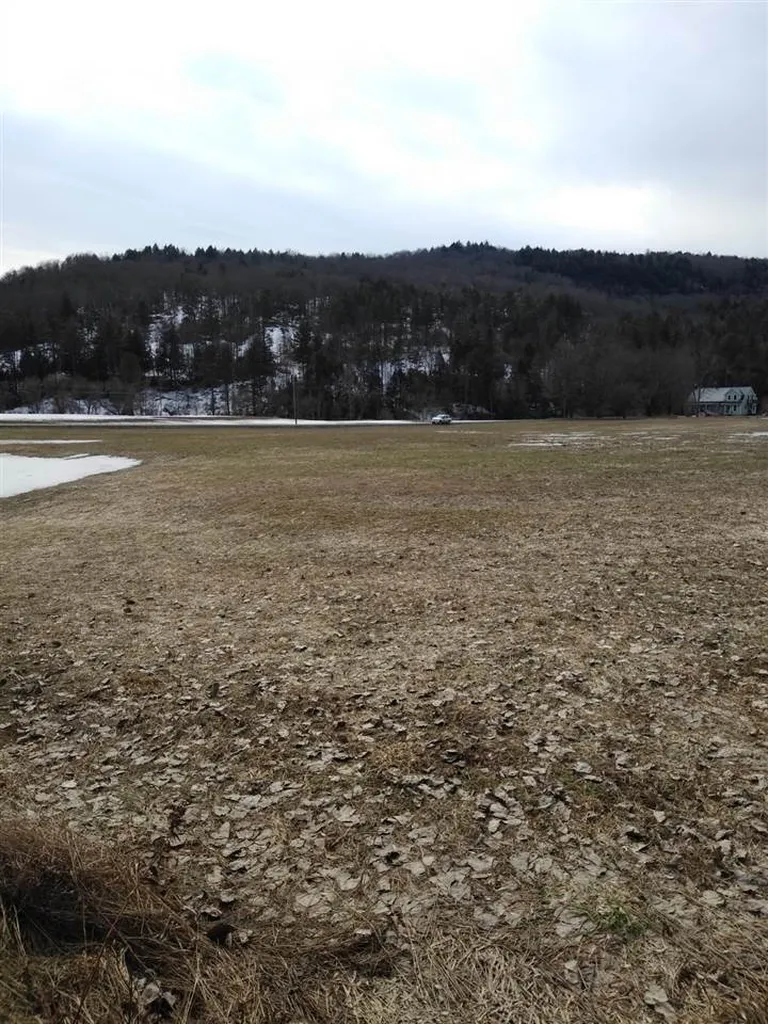 000 River Road Moretown VT 05660