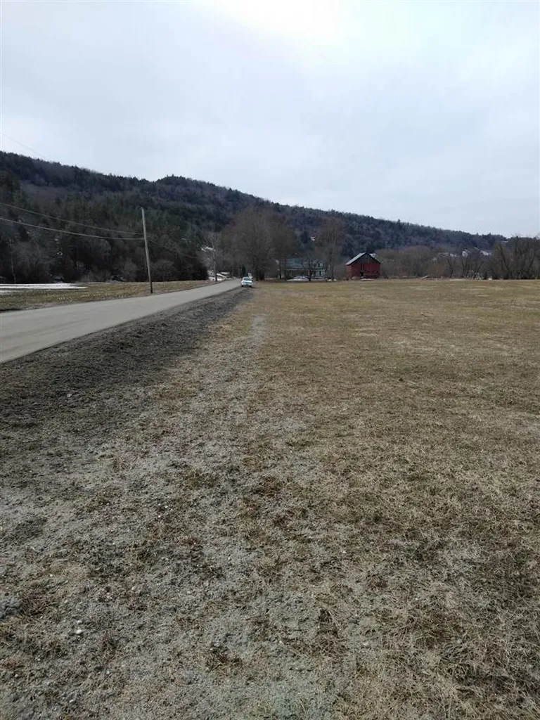 000 River Road Moretown VT 05660