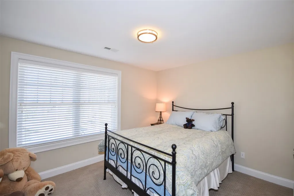 38 Mallard Lane Dover NH 03820