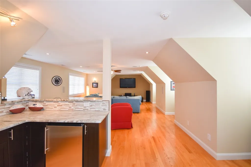 38 Mallard Lane Dover NH 03820