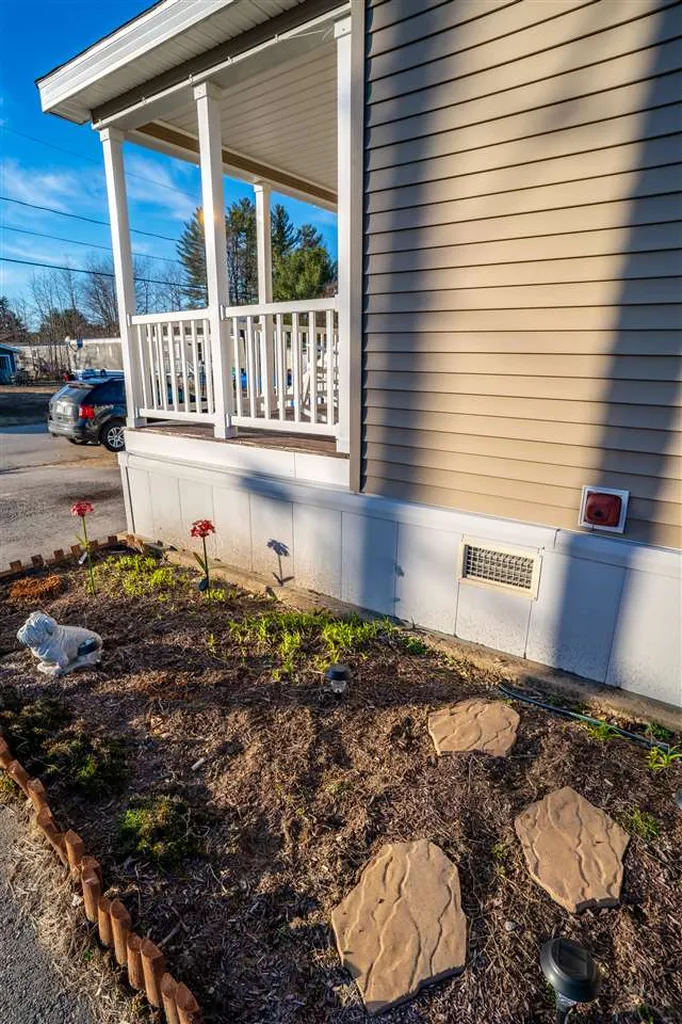 8 Rudman Drive Rochester NH 03839