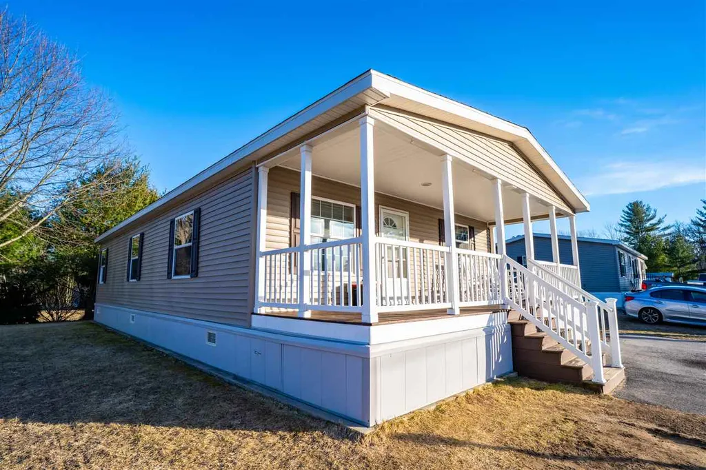 8 Rudman Drive Rochester NH 03839