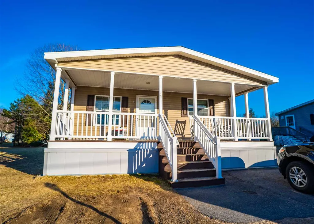 8 Rudman Drive Rochester NH 03839