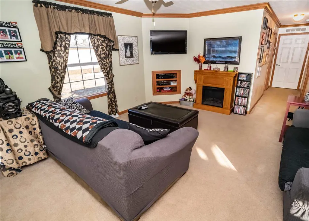8 Rudman Drive Rochester NH 03839
