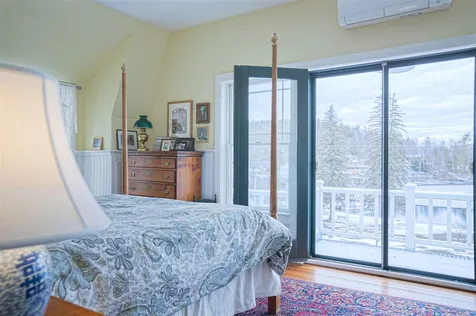 4 Lake Avenue Sunapee NH 03782