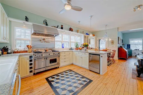 4 Lake Avenue Sunapee NH 03782