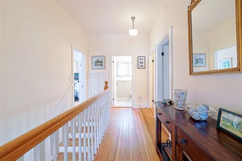 4 Lake Avenue Sunapee NH 03782