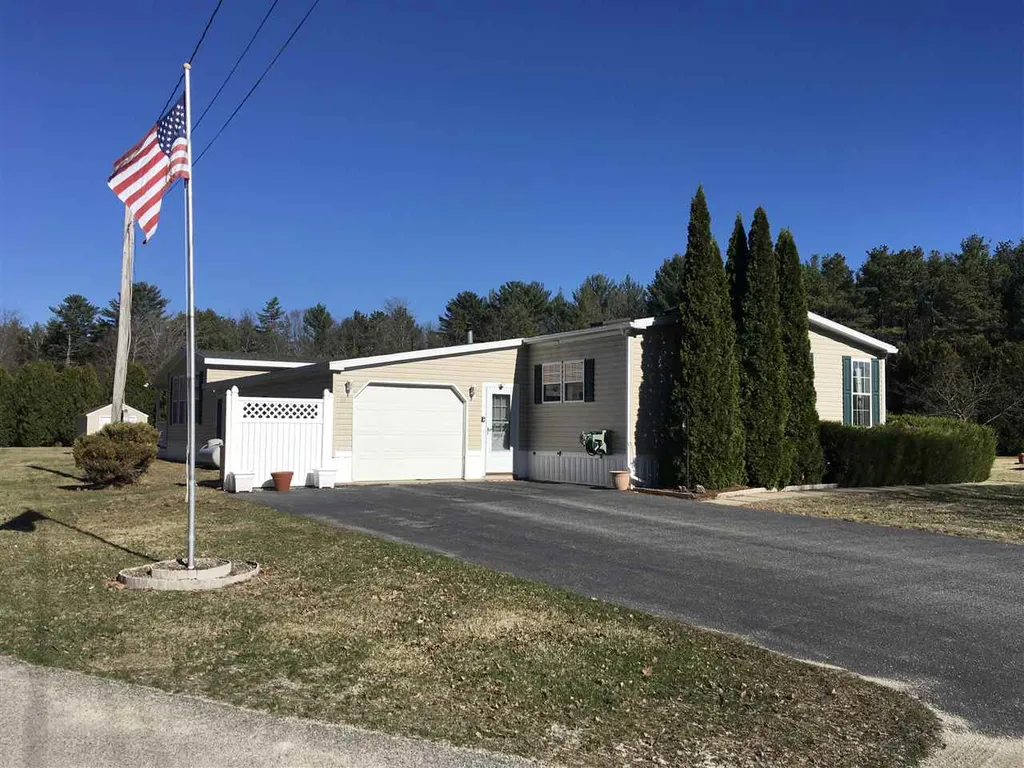26 Heather Lane Alfred ME 04002
