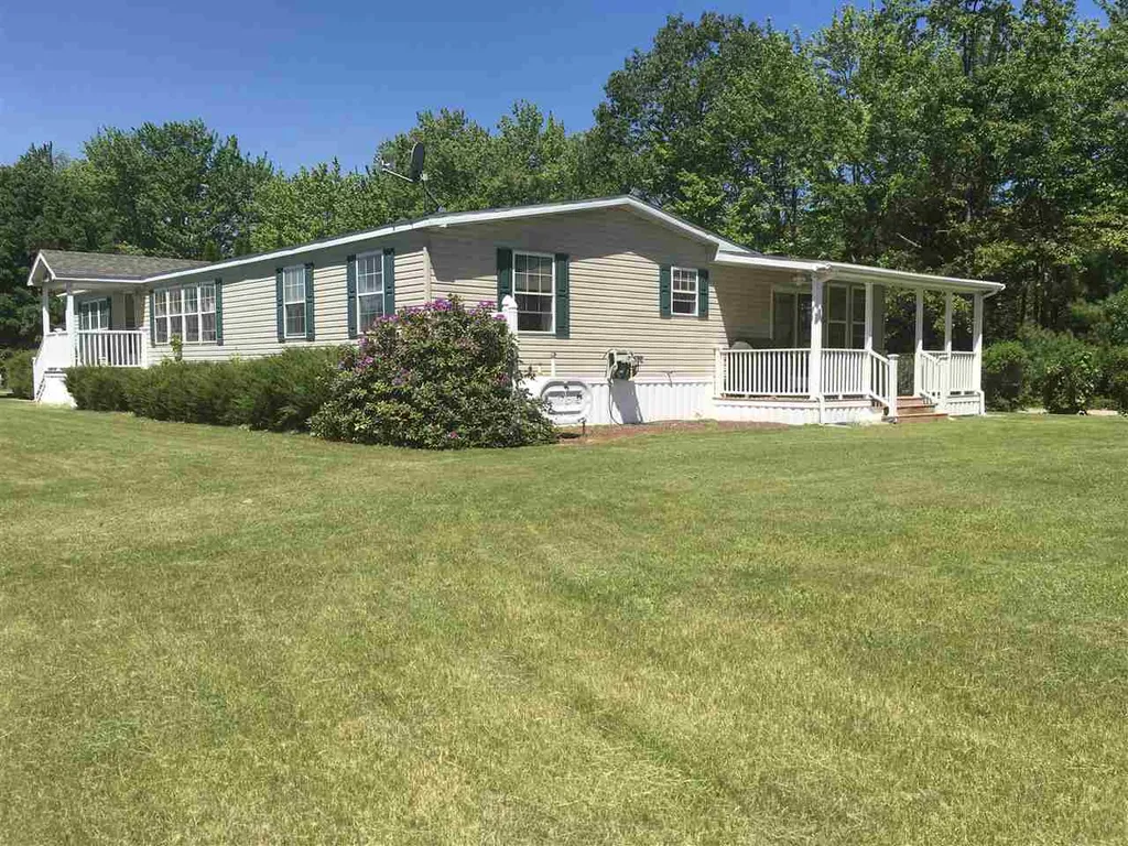 26 Heather Lane Alfred ME 04002