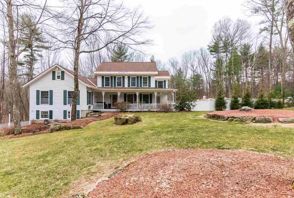 12 Sparrow Lane Bedford NH 03110