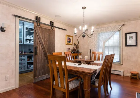 12 Sparrow Lane Bedford NH 03110