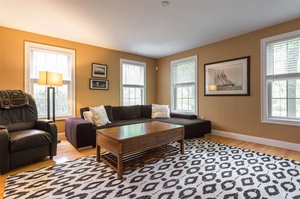 27 Cordeiro Drive Dover NH 03820