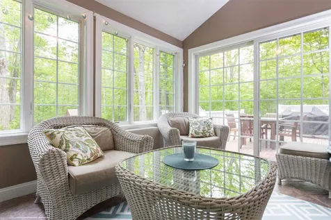 27 Cordeiro Drive Dover NH 03820