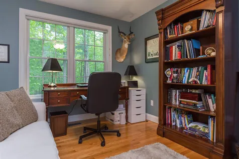 27 Cordeiro Drive Dover NH 03820