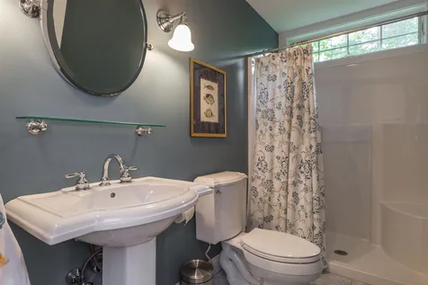 27 Cordeiro Drive Dover NH 03820
