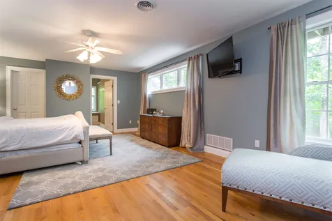 27 Cordeiro Drive Dover NH 03820
