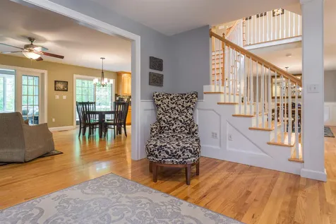 27 Cordeiro Drive Dover NH 03820