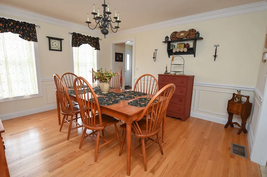 21 Lantern Lane Sandown NH 03873