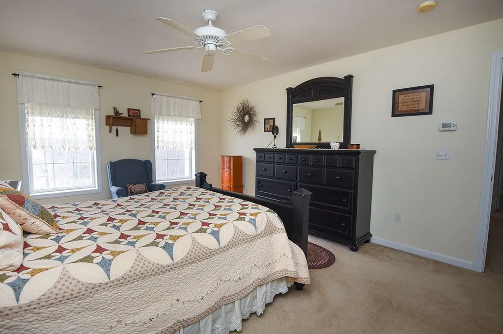 21 Lantern Lane Sandown NH 03873