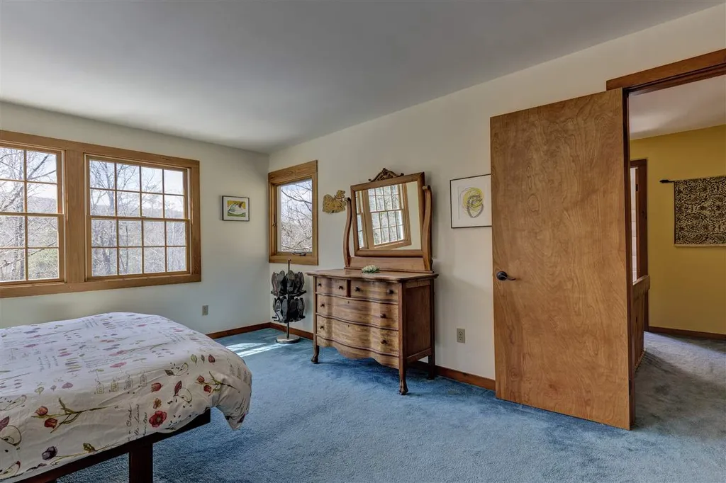 59 Pico Road Lyme NH 03768